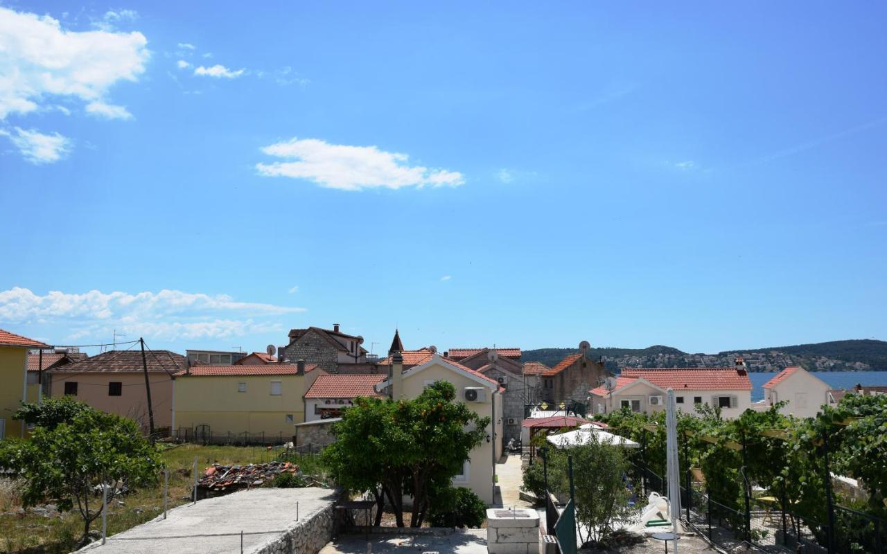 Villa Marta'S - Marta I โตรกีร์ ภายนอก รูปภาพ